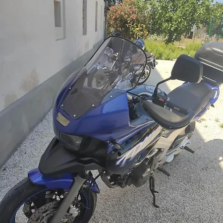 Casa Caminate Cnc & Cucina Couette-café Fano